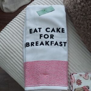 KATE SPADE White and Red Decorative Towel SET NWT